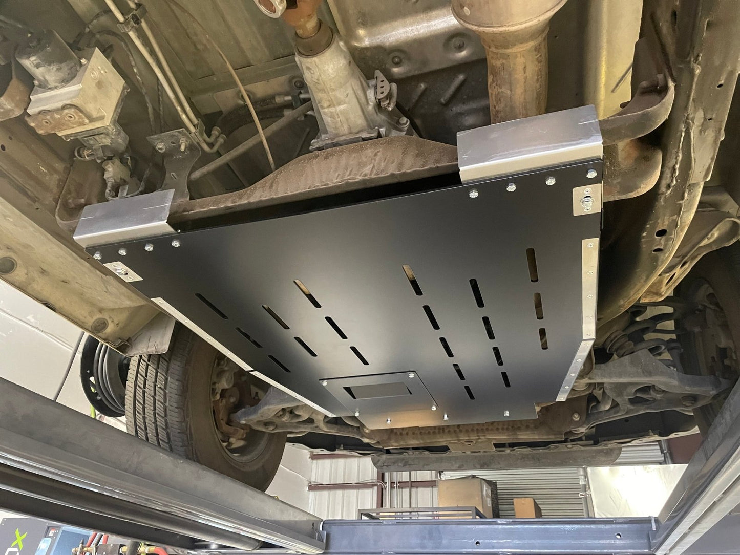 Chevrolet Express / GMC Savana 1500 Catalytic Converter Guard (2003-2014)