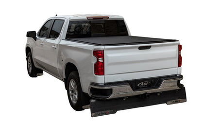 Access LOMAX Professional Series Tri-Fold Cover 15-19 Chevy Colorado 6ft Bed B0020049