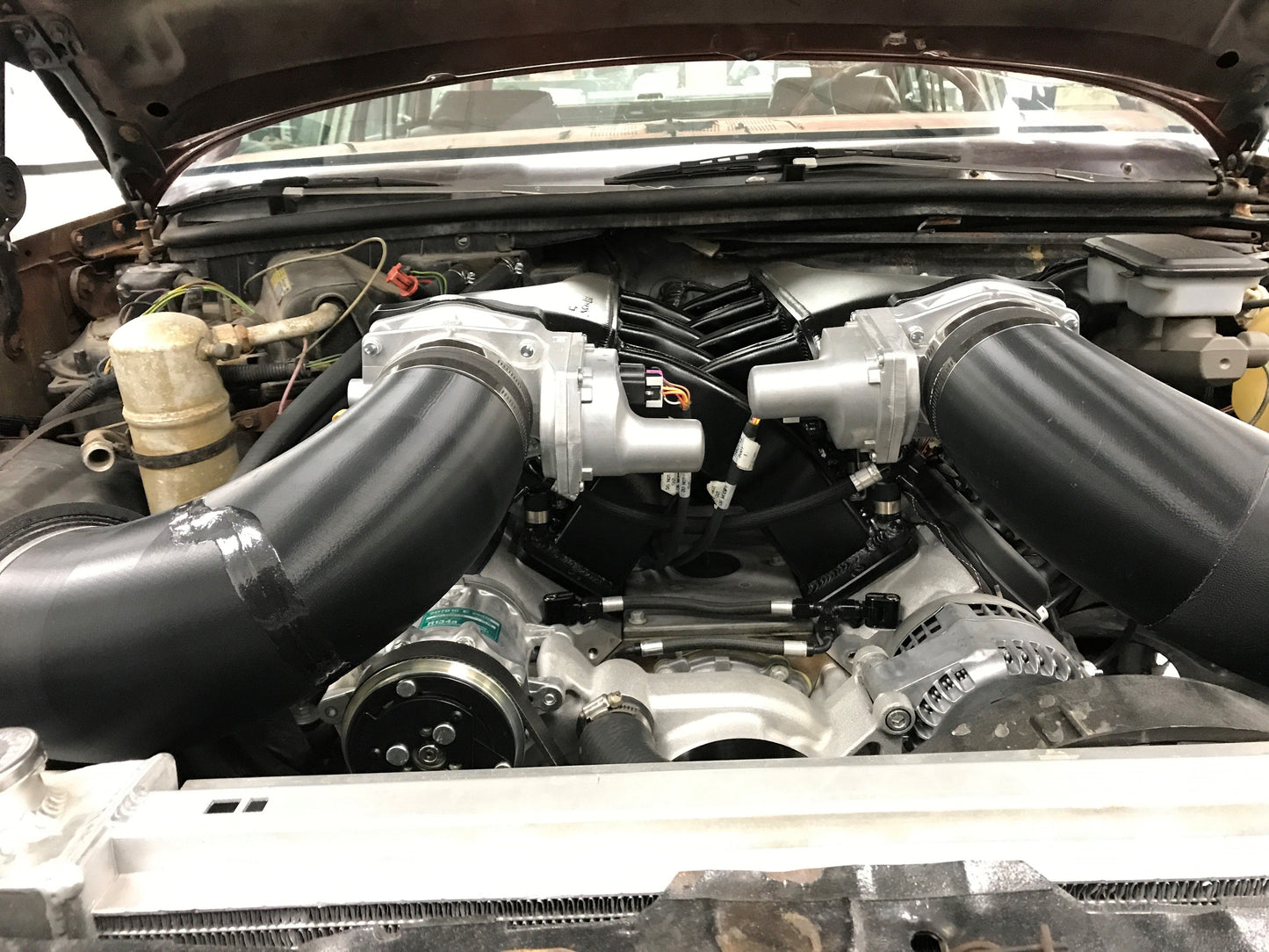 Sniper EFI Fabricated Intake Manifold Dual Plenum 102mm GM LS1/2/6, and Fuel Rail Kit - Black