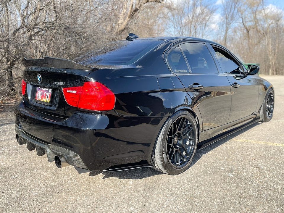 BMW Carbon Fiber Rear Bumper Splitter Extensions Horizontal V2
