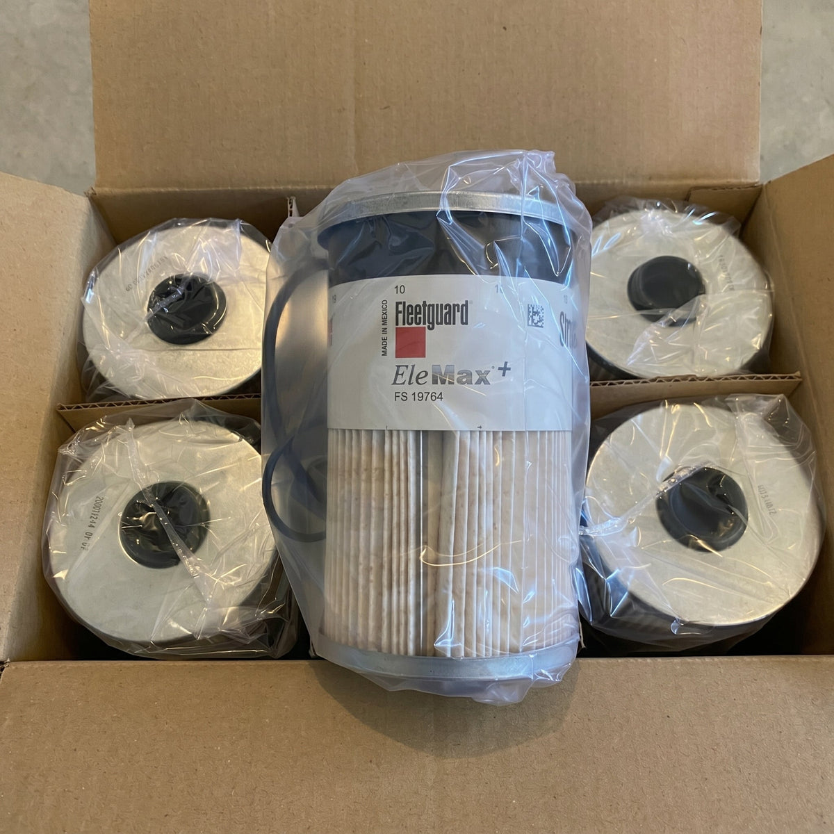 Fleetguard FS19764 Fuel Water Separator 6-Pack OEM Cummins ISX Davco