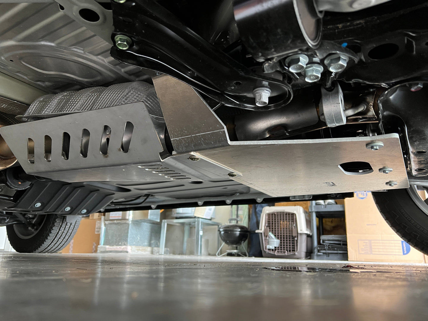 Catalytic Converter Skid Plate Kit / 2016-2022 Pilot / 2017-2026 Ridgeline / 2019-2025 Passport /