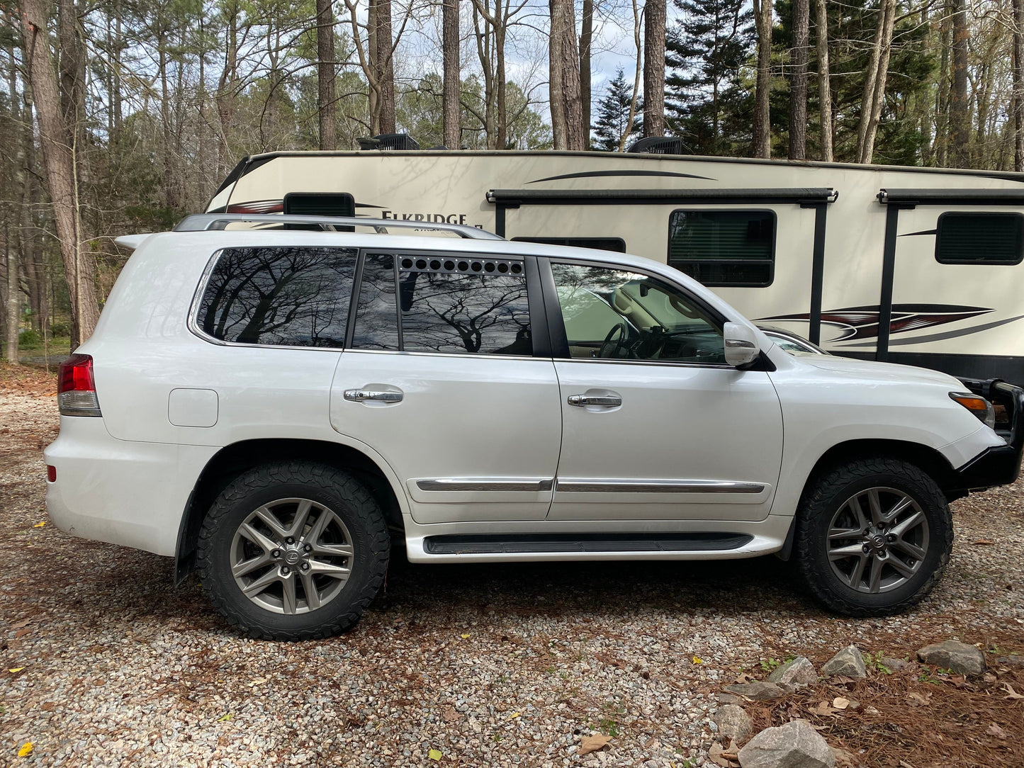 Toyota LC200/Lexus LX570 Window Vents