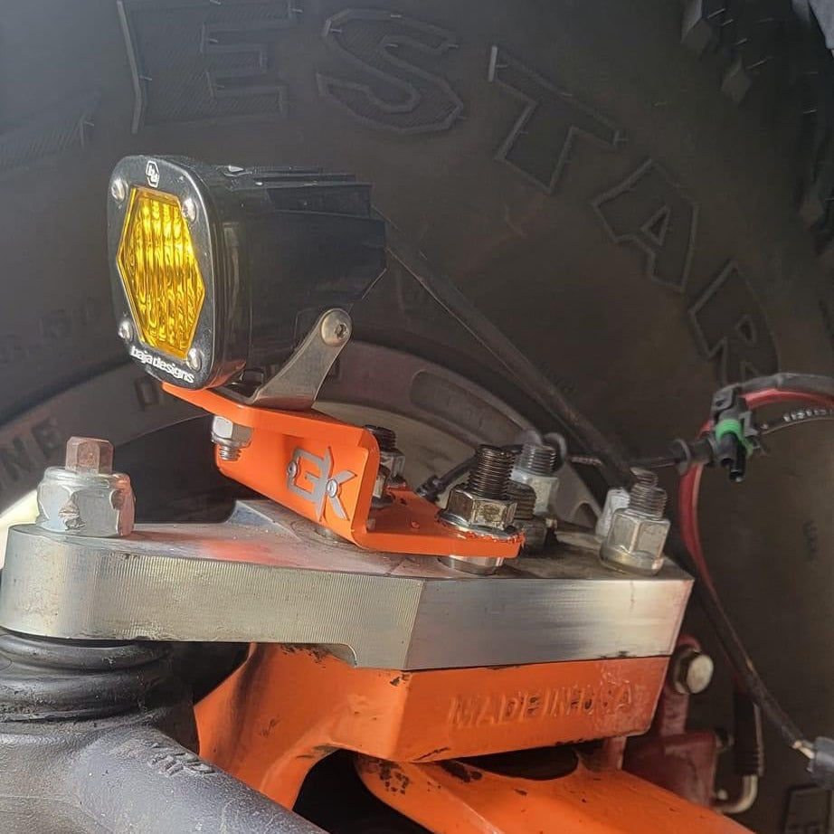 Dana 60 "Kingpin" & "Fusion 4x4" Steerable Knuckle Light Mounts