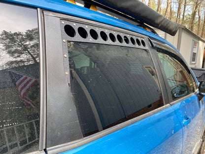 19-25 Forester Window Vents SK