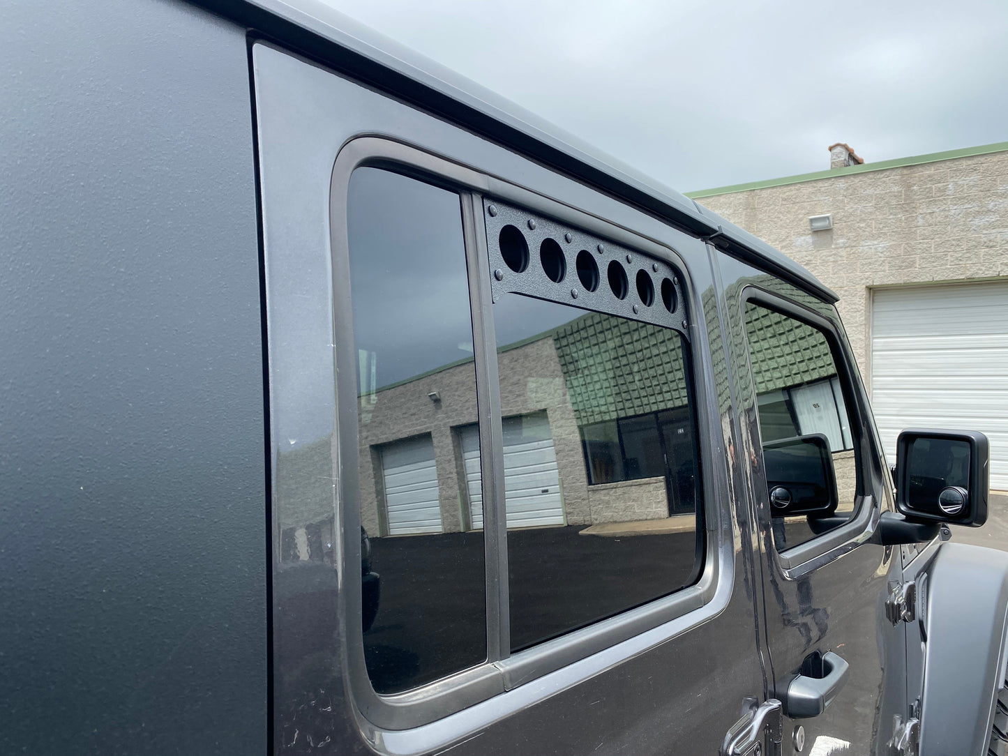 Gladiator/Wrangler Window Vents (JL)