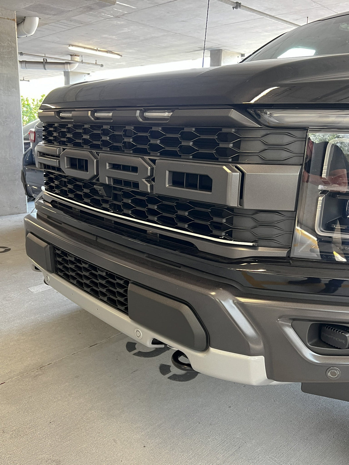 2021-2023 Ford F150 Raptor LED Grille Light Kit – Amber DRL Strip, IP67, Bolt-On, Black/Silver Bracket