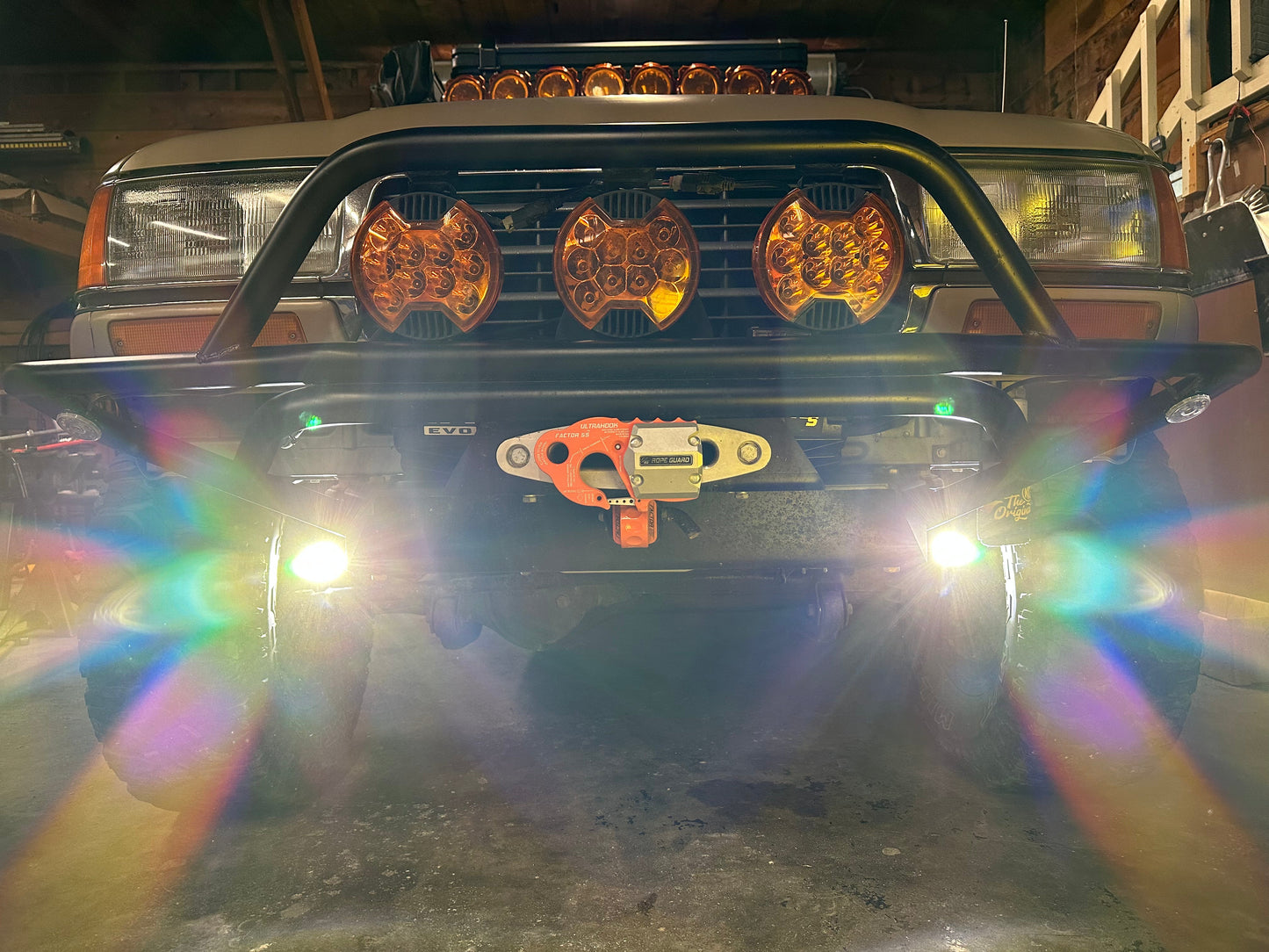 Toyota FJ80 Landcruiser Steerable Knuckle Pod Light Mounts (1990-1997)