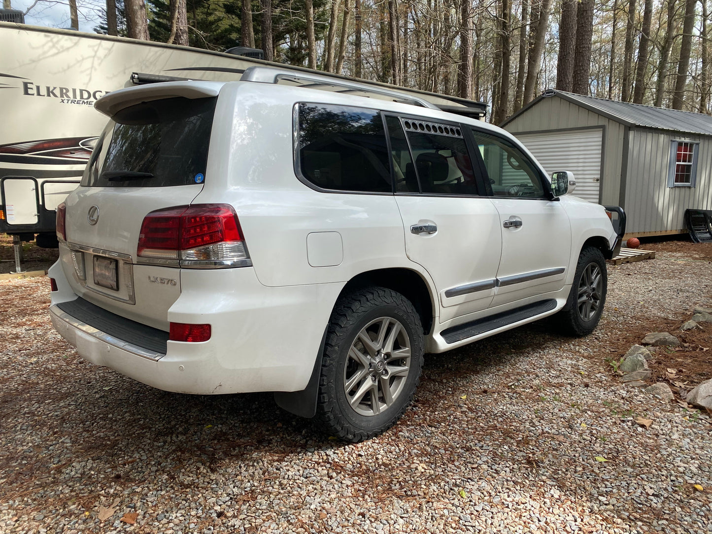Toyota LC200/Lexus LX570 Window Vents