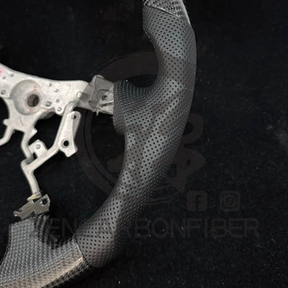 IN STOCK - 2003-2009 Toyota 4Runner/Tacoma Carbon Fiber Steering Wheel