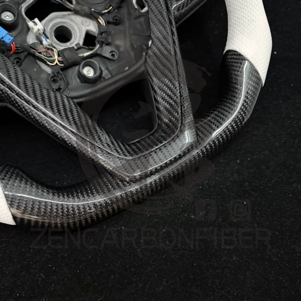 IN STOCK - 2019-2024 BMW G2X 3/4-series Non-M-Sport Carbon Fiber Steering Wheel