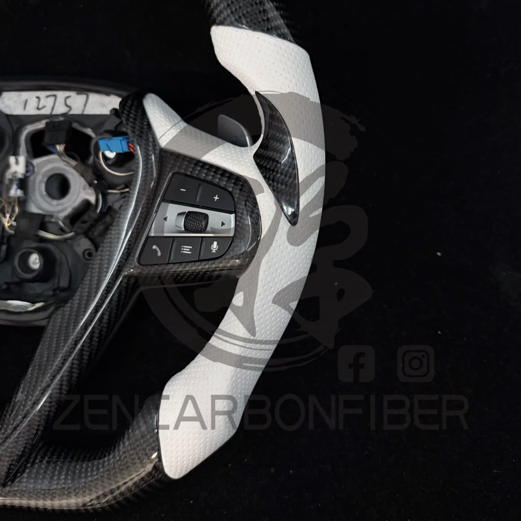 IN STOCK - 2019-2024 BMW G2X 3/4-series Non-M-Sport Carbon Fiber Steering Wheel