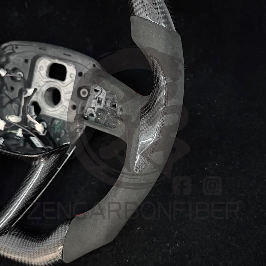 IN STOCK - 2021-2025 Audi B9.5 A/S/RS 4/5 S/RS Q7/8 Carbon Fiber Steering Wheel