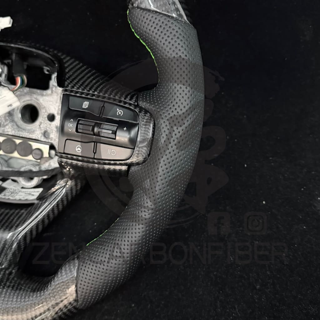 IN STOCK - 2021+ KIA K5 Heated Carbon Fiber Steering Wheel(NO paddle shifter)
