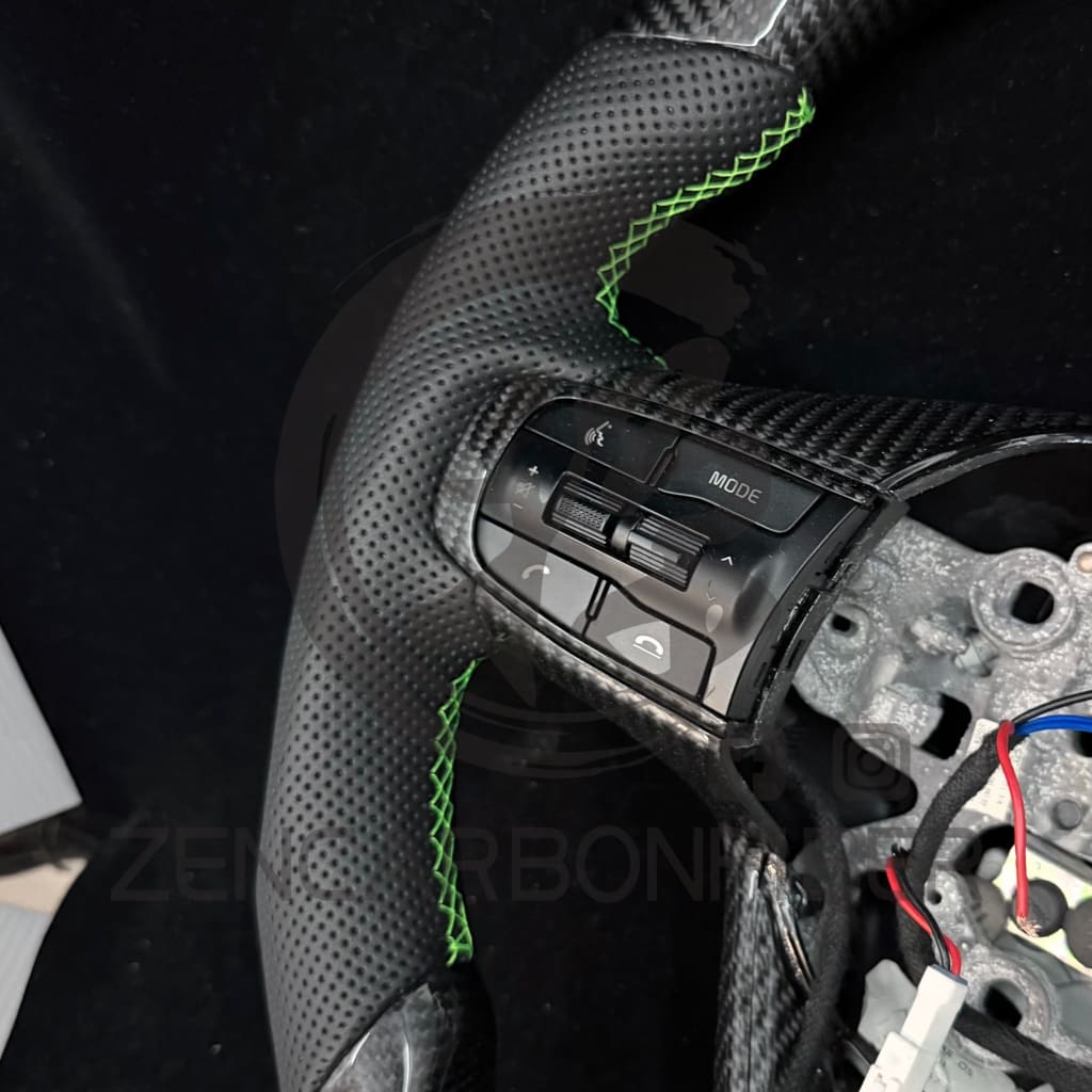 IN STOCK - 2021+ KIA K5 Heated Carbon Fiber Steering Wheel(NO paddle shifter)