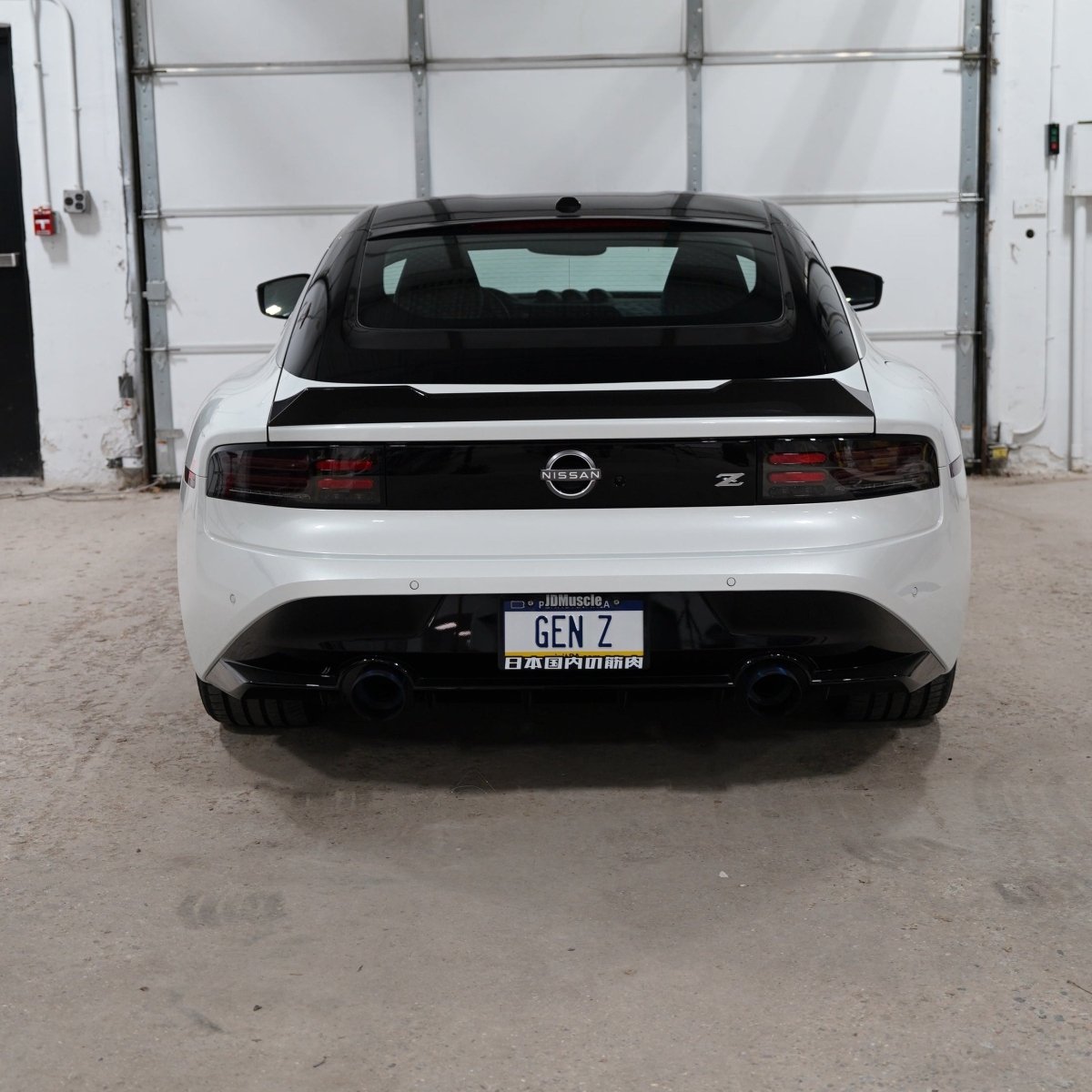 JDMuscle [23-26 Nissan Z] V1 Pre-Preg Carbon Fiber Duck Bill Spoiler