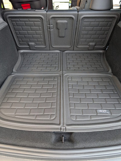 3D MAXpider Tesla Model Y 2020-2026 + Juniper All-Weather Floor Mats and Liners