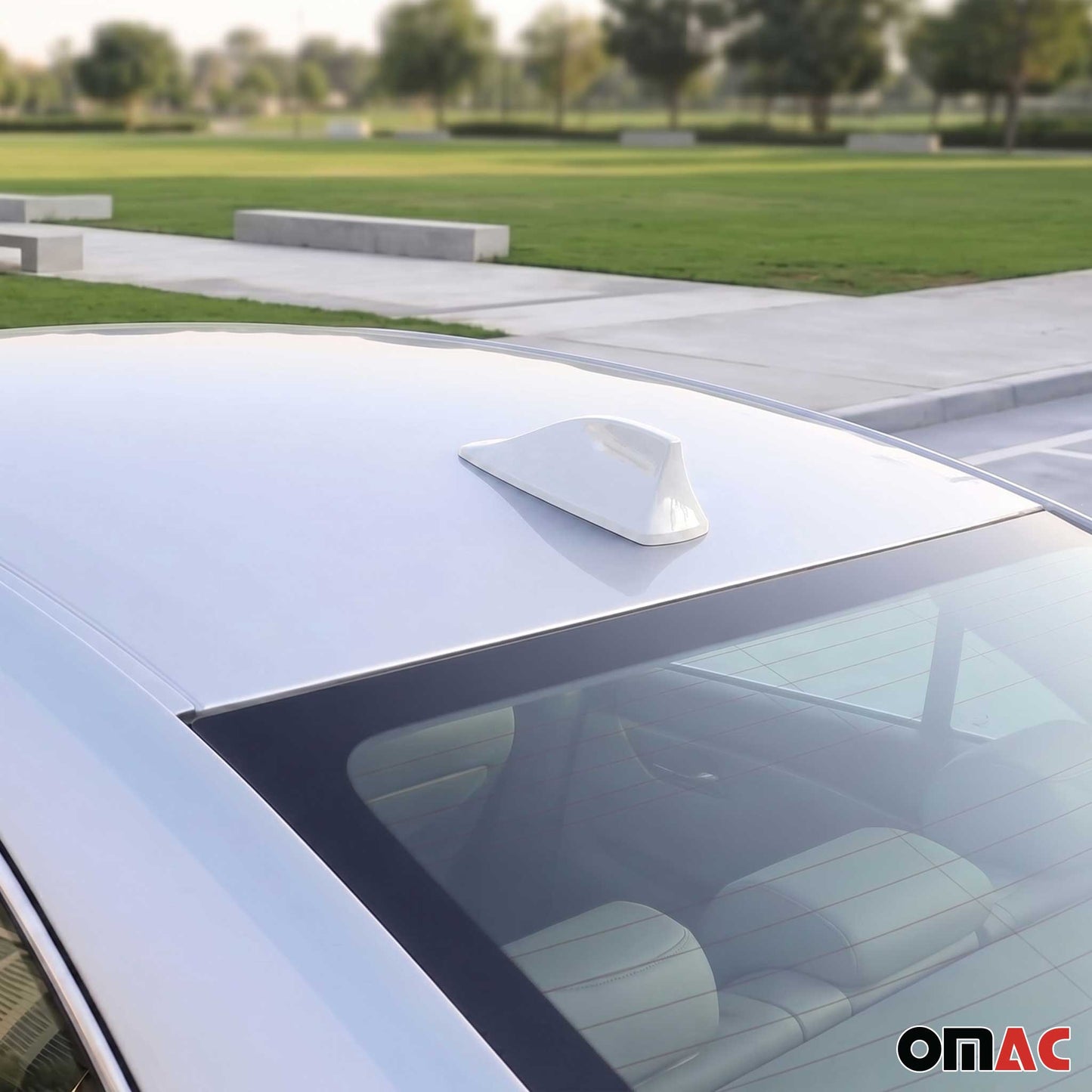 Car Shark Fin Antenna Roof Radio AM/FM Signal Aerial Accessories White