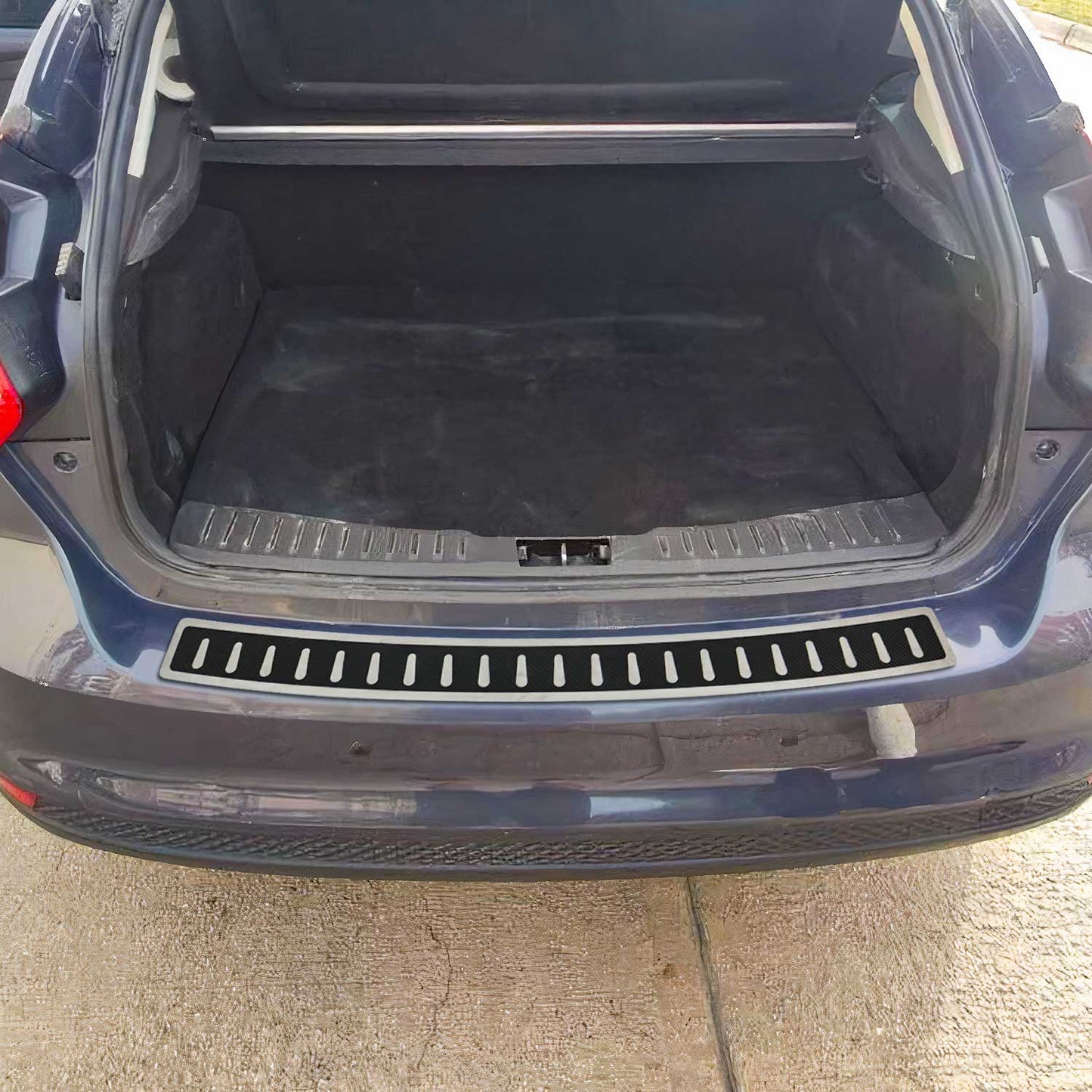 2012-2018 Ford Focus Hatchback Rear Bumper Sill Cover Guard Stainless Steel