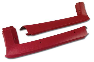 PILLAR POSTS. RED