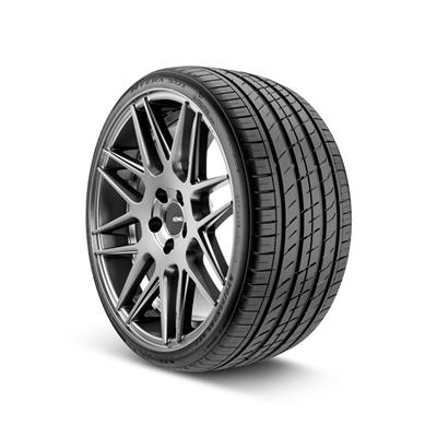 TIRE 265/35-18