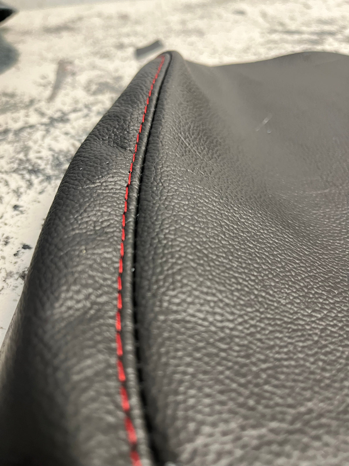 Compatible With Chevy Corvette C7 Z06 2015-2019 Embroidered Leather Console Lid Armrest Cover