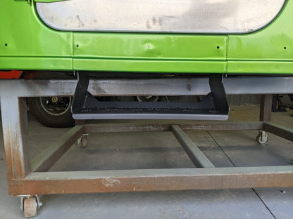 Roxor side steps in Black Powdercoat