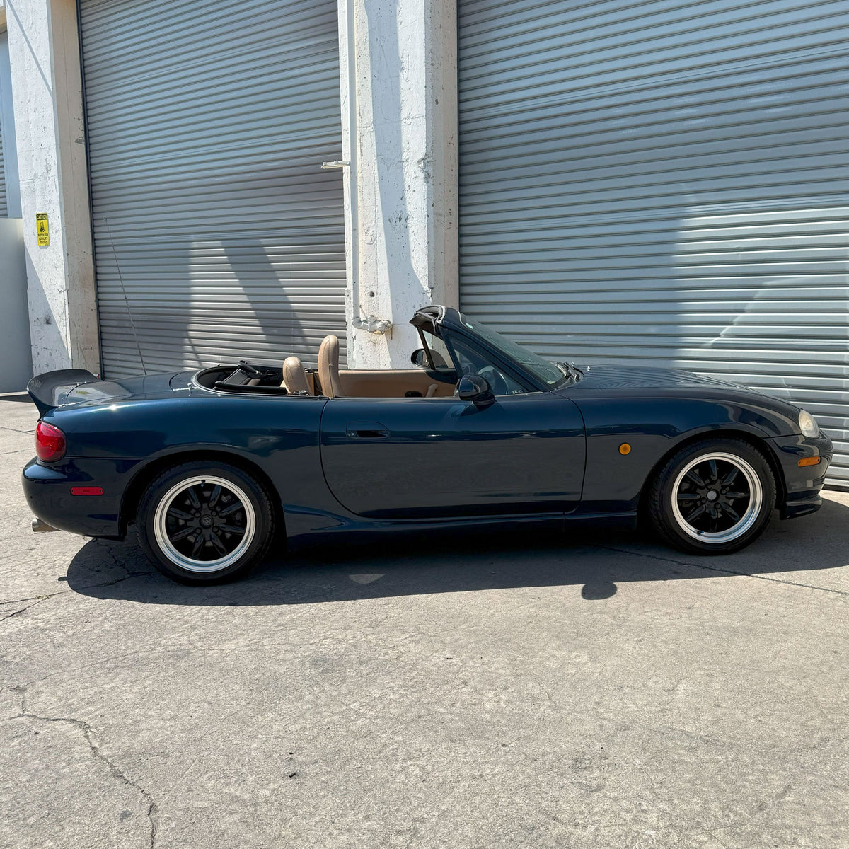 1998 Mazda Roadster NB8C VS Hardtop Edition