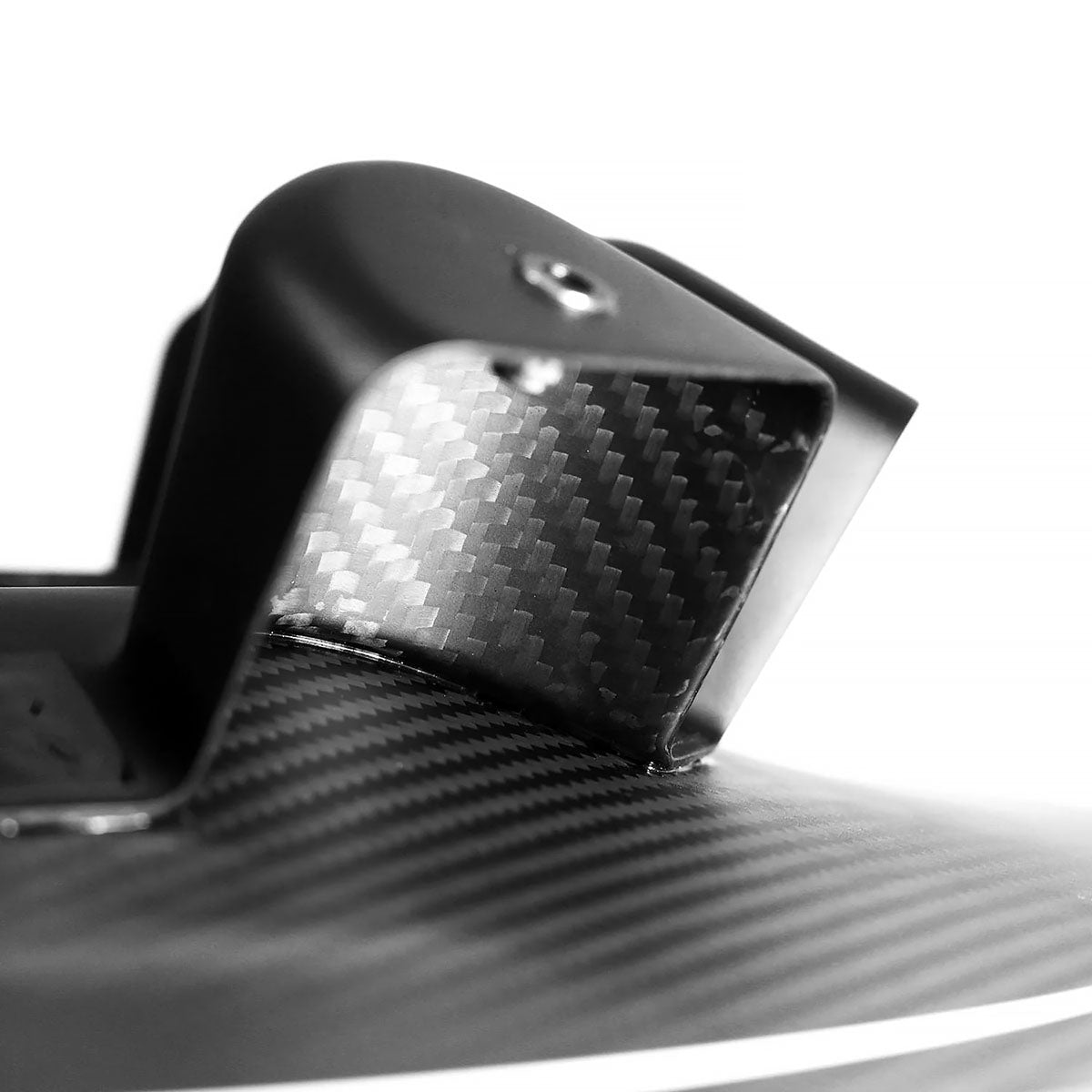 SilverRocket Dry Carbon Fiber R-HR AeroDisc | Porsche GT4 RS (Mg Rims)