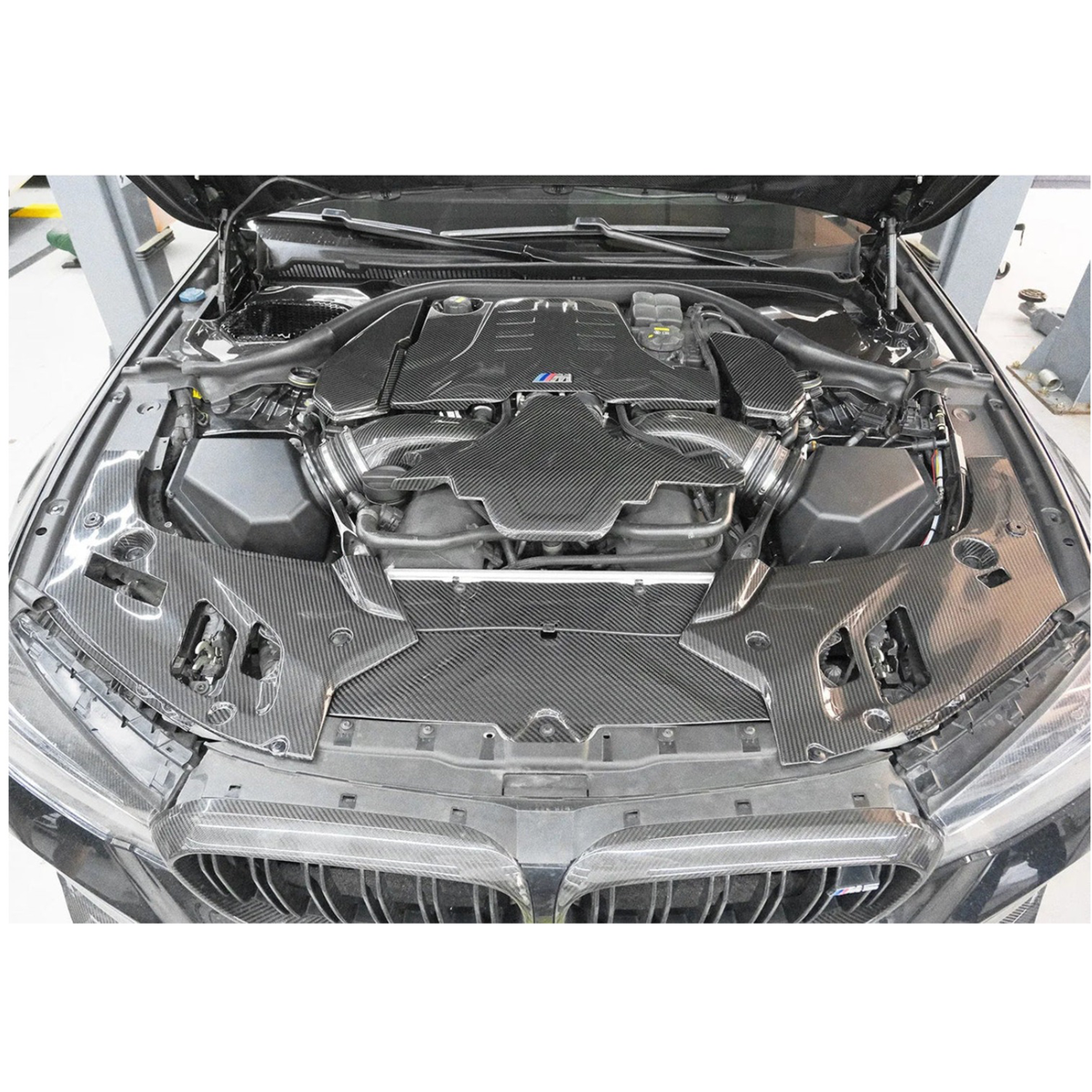 Dry Carbon Fiber Engine Bay Headlight Corner Covers for BMW F90 M5