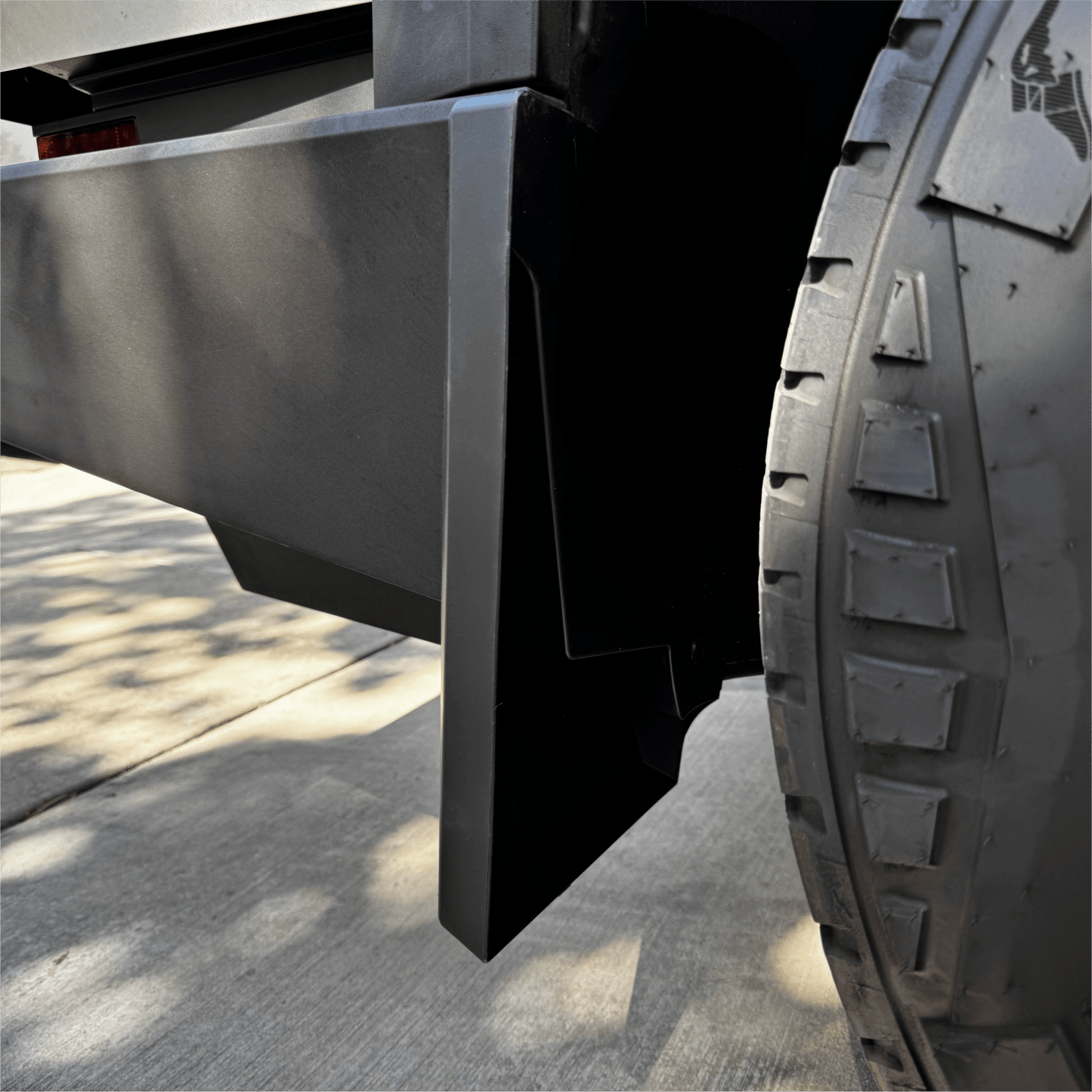 Tesla Cybertruck Mub Flaps Set (Full Set)