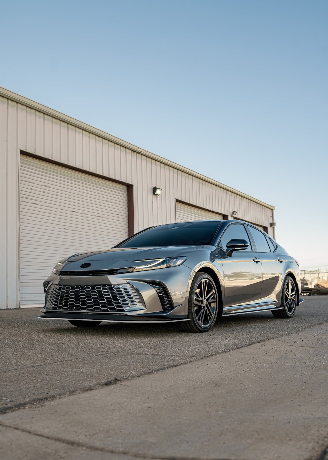 Toyota Camry (2025+) SE / XSE / LE / XLE Chassis Mount Front Splitter