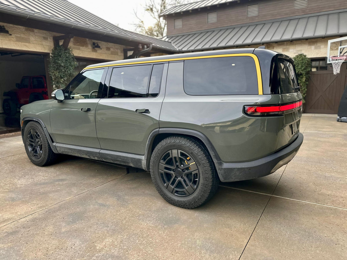 Chrome Delete Blackout Wrap Kit | for Rivian R1S 2022-2027